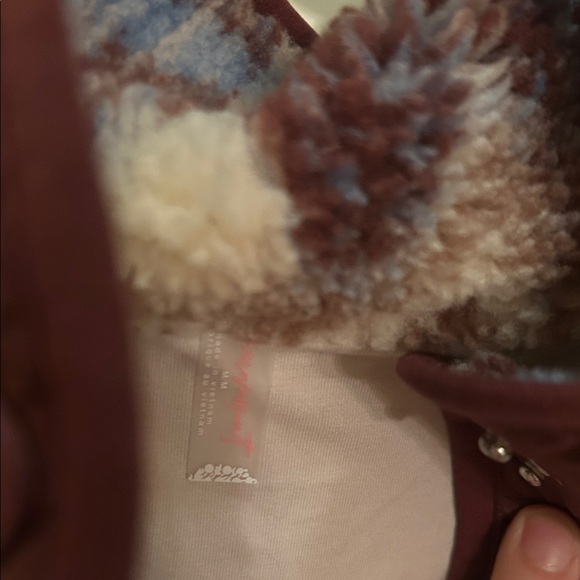 NWT Free People M Fleece Jacket maroon and blue - Picture 4 of 6